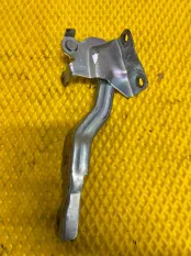 Петля капота левая KIA RIO 3 2016