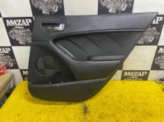 ОБШИВКА ДВЕРИ задняя правая KIA CERATO 3 YD 2014