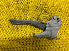 Петля капота левая KIA CEED 1 ED 2011