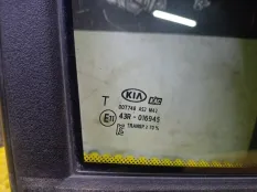 Форточка двери передняя правая KIA CARNIVAL KA4