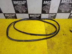 УПЛОТНИТЕЛЬ НА ДВЕРЬ передний правый KIA CARNIVAL