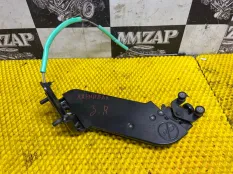 Ролик раздвижной двери правый KIA CARNIVAL KA4