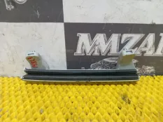 Направляющая стекла двери задняя левая KIA