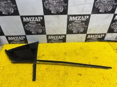 Форточка двери задняя правая SKODA OCTAVIA A7 2015