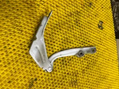 Петля капота левая SKODA OCTAVIA A7 2015