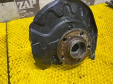 Кулак поворотный передний правый VOLKSWAGEN POLO 5