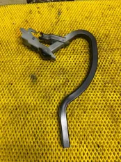 Петля крышки багажника правая KIA RIO 4 FB 2017