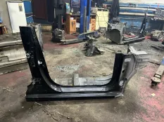 ПОРОГ ПРАВЫЙ СО СТОЙКОЙ KIA RIO 4 FB 2017