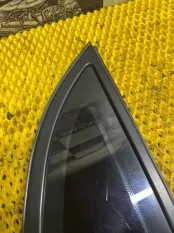 Форточка кузова задняя правая KIA RIO 3 QB ХЕТЧБЭК