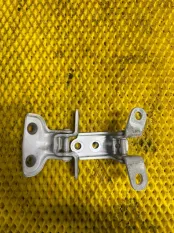 Петля двери задняя правая KIA RIO 4 FB G4FG 2020