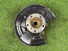 Кулак со ступицей Bmw 2 M235