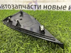 Накладка на торпедо Bmw 5