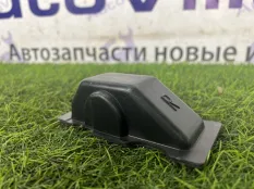 Щиток петли Bmw 5