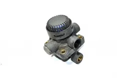 Кран ускорительный тормозной MERCEDES-BENZ Actros MP2/MP3 (01.02-12.14)