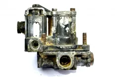 Кран ускорительный тормозной DAF CF85 (01.01-)