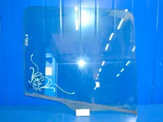 Стекло двери, правое SCANIA R-Series (01.04-12.17)