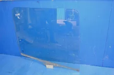 Стекло двери, правое SCANIA R-Series (01.04-12.17)