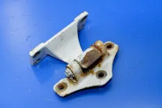 Петля двери левая, нижняя RENAULT TRUCKS Premium 2 (01.05-)
