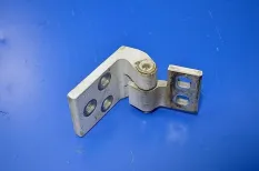 Петля люка бокового ящика кабины MERCEDES-BENZ Axor 2 (01.04-)