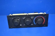 Панель переключателей отопителя кабины DAF XF95 (01.02-12.06)