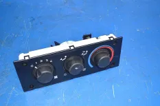 Панель переключателей отопителя кабины DAF XF105 (01.05-)