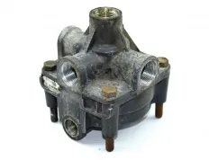 Кран ускорительный тормозной MERCEDES-BENZ Axor 2 (01.04-)