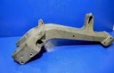 Кронштейн переднего бампера, левый RENAULT TRUCKS Premium 2 (01.05-)