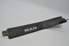 Накладка порога, правая MAN TGX (01.07-12.21)
