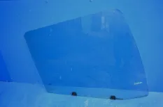 Стекло двери, правое MAN TGA (01.99-12.08)