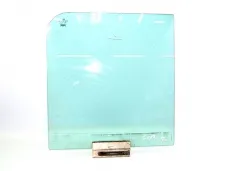 Стекло двери, правое FREIGHTLINER FLD 120 (-)