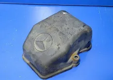Клапанная крышка MERCEDES-BENZ Axor 2 (01.04-)