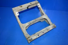 Кронштейн подножки, левый RENAULT TRUCKS Premium 2 (01.05-)