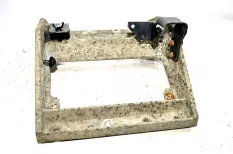 Кронштейн подножки, левый RENAULT TRUCKS Premium 2 (01.05-)