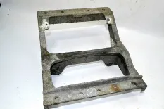 Кронштейн подножки, левый RENAULT TRUCKS Premium 2 (01.05-)