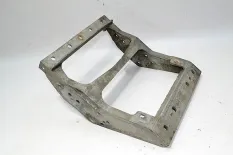 Кронштейн подножки, левый RENAULT TRUCKS Premium (01.96-)