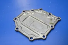 Крышка коробки передач RENAULT TRUCKS Magnum Dxi (01.05-12.13)