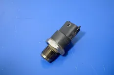 Датчик давления топлива MAN TGA (01.99-12.08)