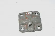 Крышка шкворня поворотного кулака, переднего моста VOLVO F16 (01.87-12.94)