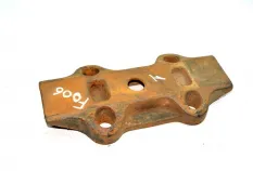 Клиновая проставка под рессору, ведущего моста, левая FREIGHTLINER FLC 120 (-)