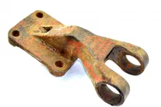 Кронштейн реактивной тяги, прицепного моста, левый BENALU 0 (01.60-)