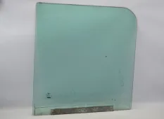 Стекло двери, правое FREIGHTLINER CL 120 (-)