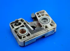 Замок двери, левый DAF XF105 (01.05-)