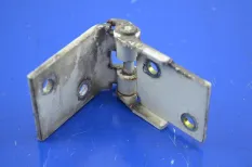 Петля люка бокового ящика кабины DAF XF105 (01.05-)