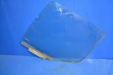 Стекло двери, левое RENAULT TRUCKS Premium (01.96-)