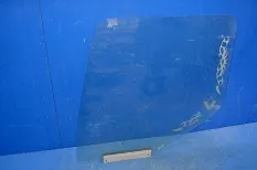 Стекло двери, левое RENAULT TRUCKS Premium (01.96-)