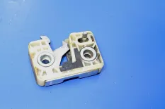 Замок двери, правый DAF XF105 (01.05-)