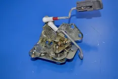 Замок двери, правый DAF XF106 (01.14-)