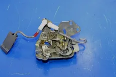 Замок двери, правый DAF XF106 (01.14-)