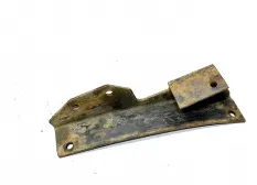 Кронштейн крыла переднего моста, правый DAF XF95 (01.02-12.06)