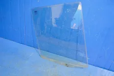 Стекло двери, правое IVECO Stralis (01.02-)